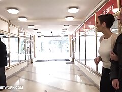 Short Hair Wifey Can't Get Enough Anal lets hubby slurp cum