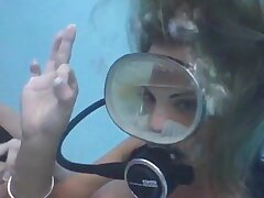Scuba female gets money-shot in mask