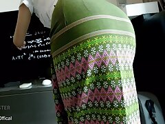 Bigg Arse Teacher love to Nail Her Beind !