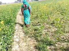 Radhika Outdoor Painful Hump In Jungle Desi Bhabhi Indian Hump Porn In Hindi