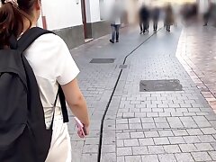 Female from Tinder eat his rectum while he piss for 200$ - RIMMING, piss