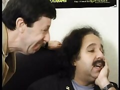 Den Sohn beim Hookup mit der Nachbarin erwischt