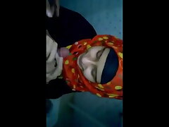 Hijab Indonesian Girl Blow-job 4
