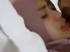 Super-fucking-hot Malay Tudung Romped By Malay Dude