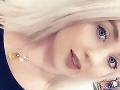 Phat ass white girl puts on a showcase