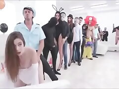 18 porno - Who is she??