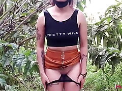 Amateur Latino Flashes in Public and Pees where she luvs